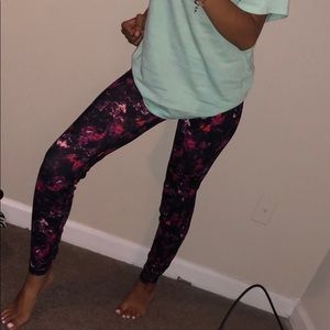 Exercise leggings